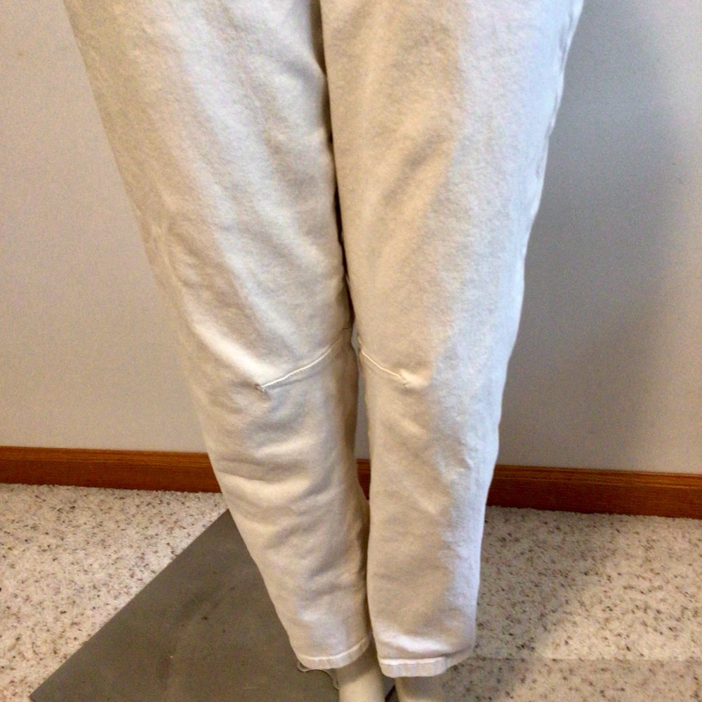 Kut from the Kloth Ashley Cream Barrel Jeans - Picture 4 of 16